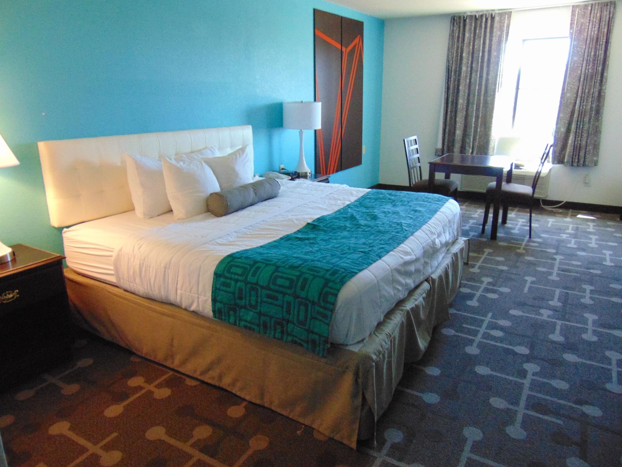 Howard Johnson By Wyndham Lubbock Tx Екстер'єр фото