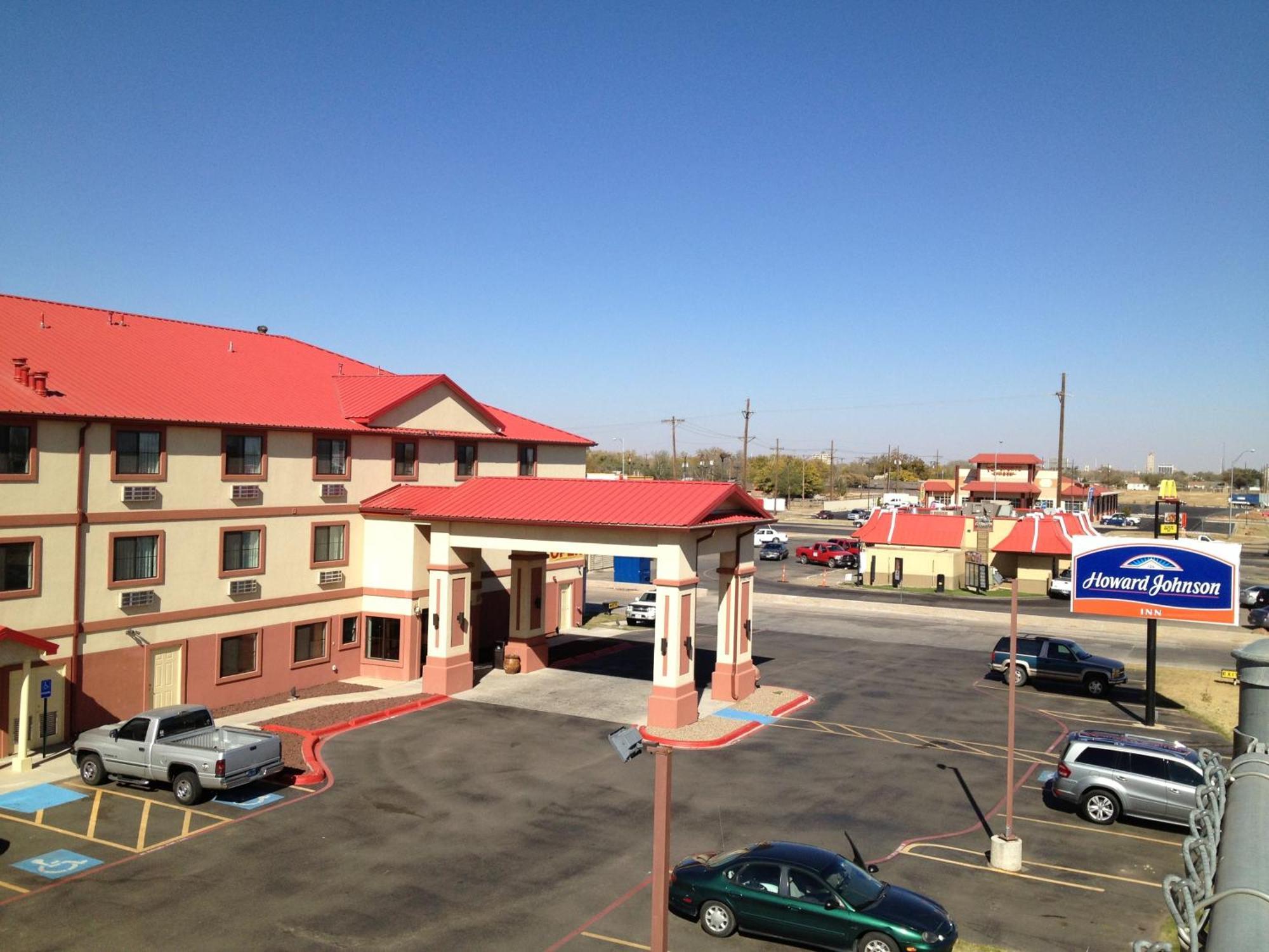 Howard Johnson By Wyndham Lubbock Tx Екстер'єр фото